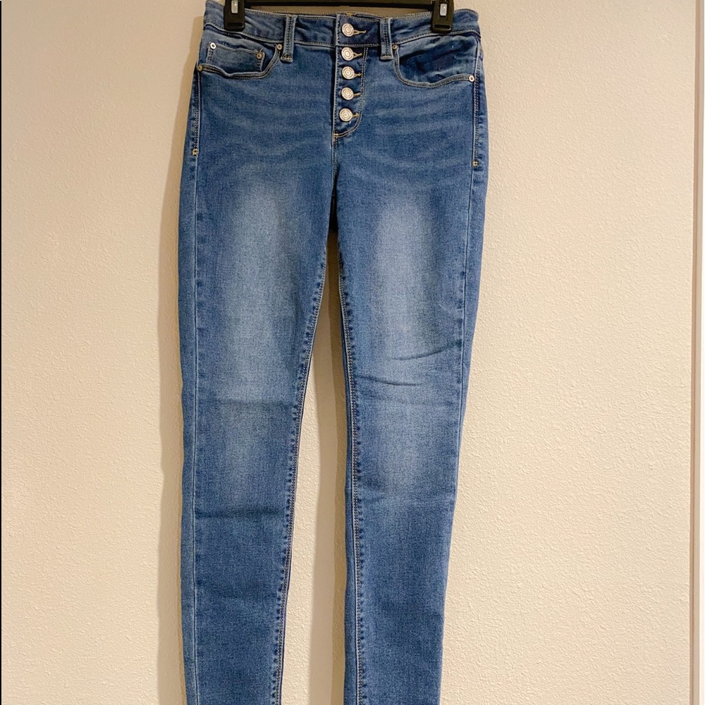 Jeans